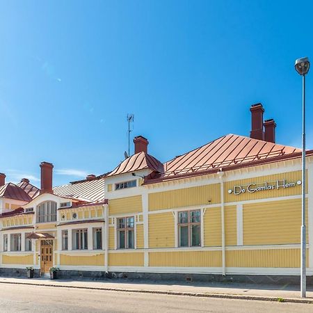 De Gamlas Hem Hotel & Restaurant Oulu Bagian luar foto